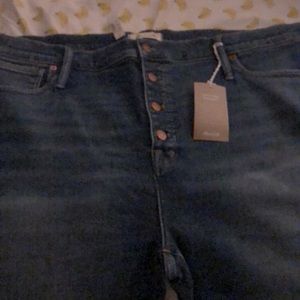 MADEWELL PETITE 24W PLUS HIGH RISE SKINNY JEANS!!